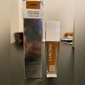 Lancôme Teint Idole Ultra Wear Care & Glow Serum Foundation